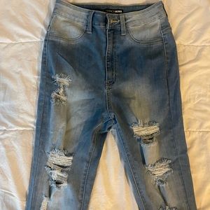 NWOT. Distressed fashion nova jeans